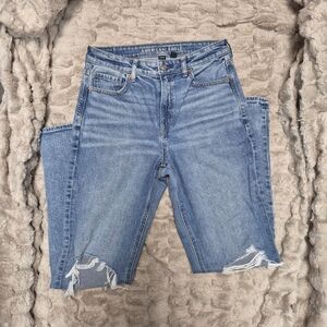 American Eagle Outfitters Women's Light Blue Ripped Jeans